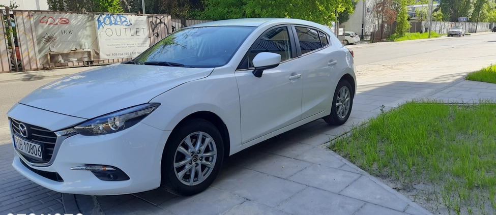 Mazda 3 cena 52700 przebieg: 72800, rok produkcji 2017 z Warszawa małe 781